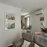 Descalzos Angel With Private Terrace Free Parking דירה
